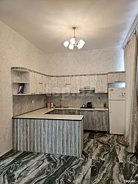 Kirayə verilir 4 otaqlı həyət evi