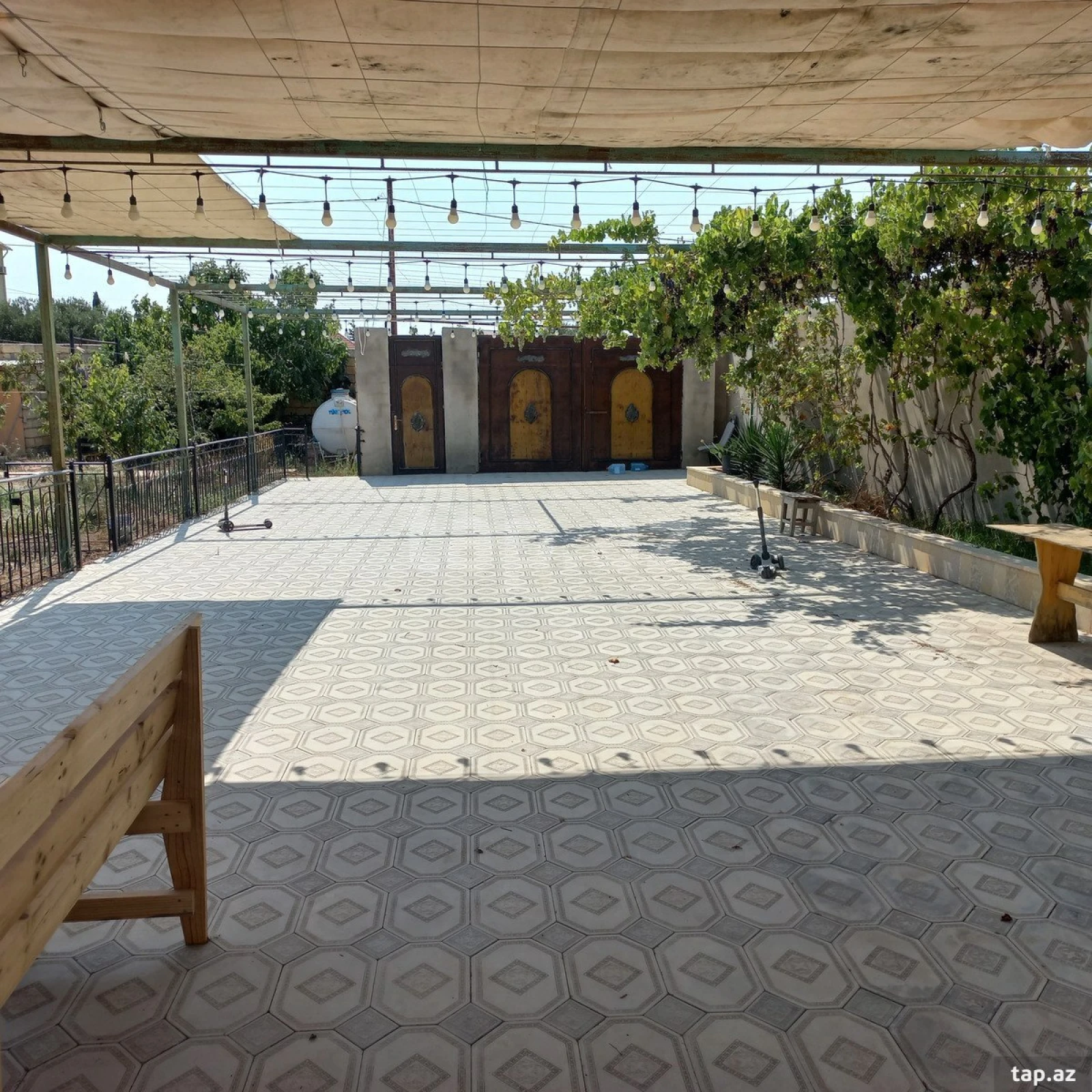 Satılır 3 otaqlı həyət evi