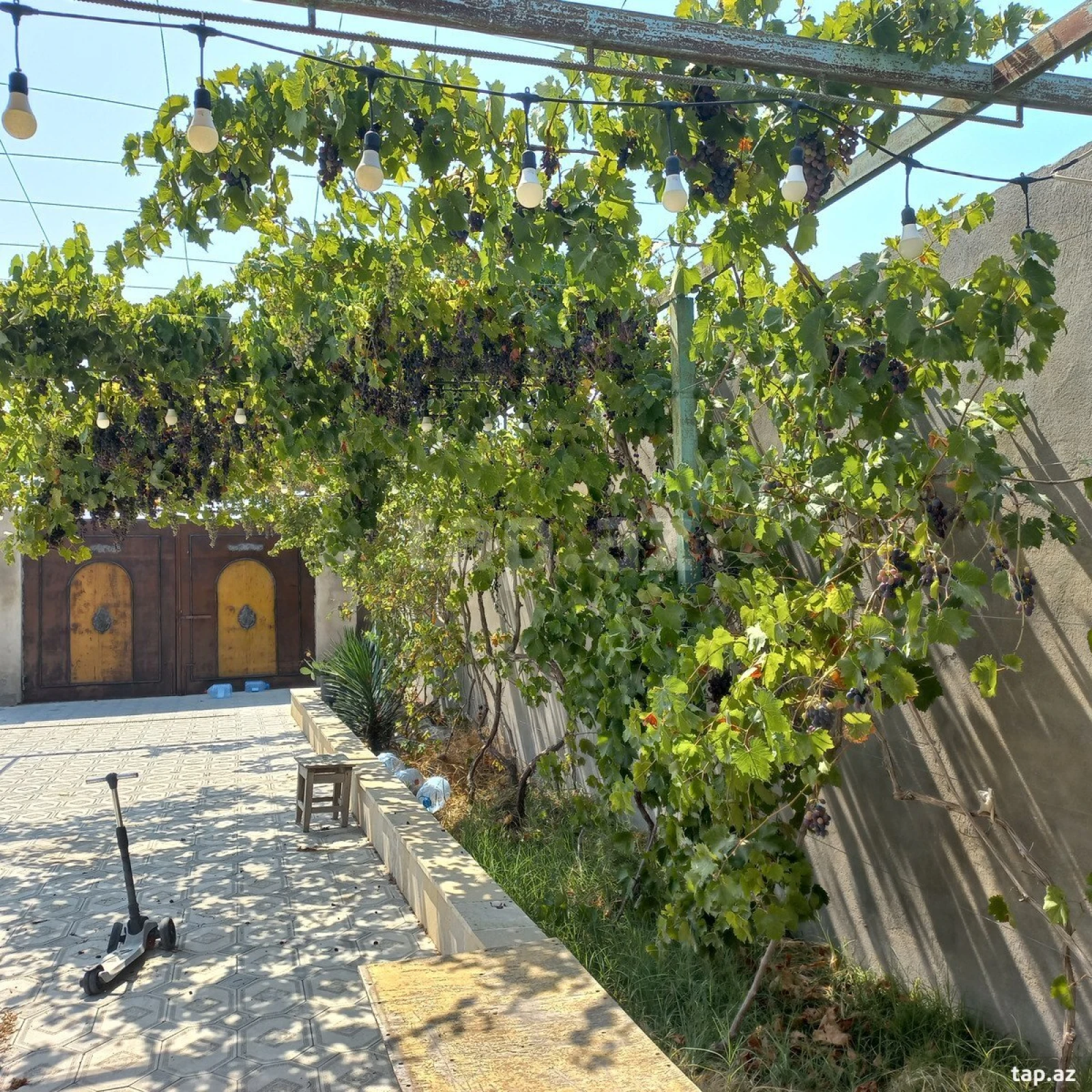 Satılır 3 otaqlı həyət evi