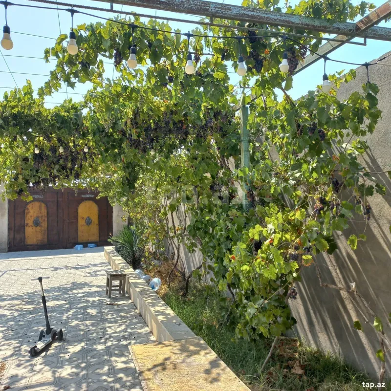 Satılır 3 otaqlı həyət evi