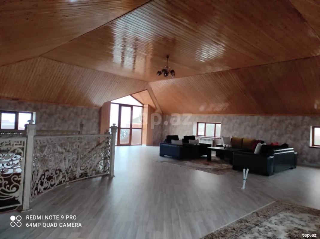 Kirayə verilir 5 otaqlı həyət evi