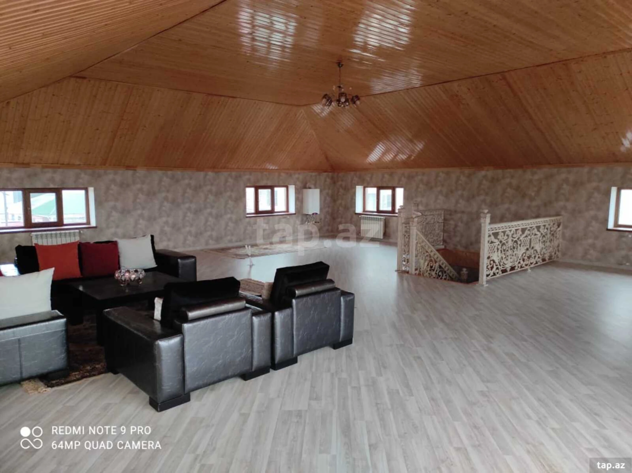 Kirayə verilir 5 otaqlı həyət evi