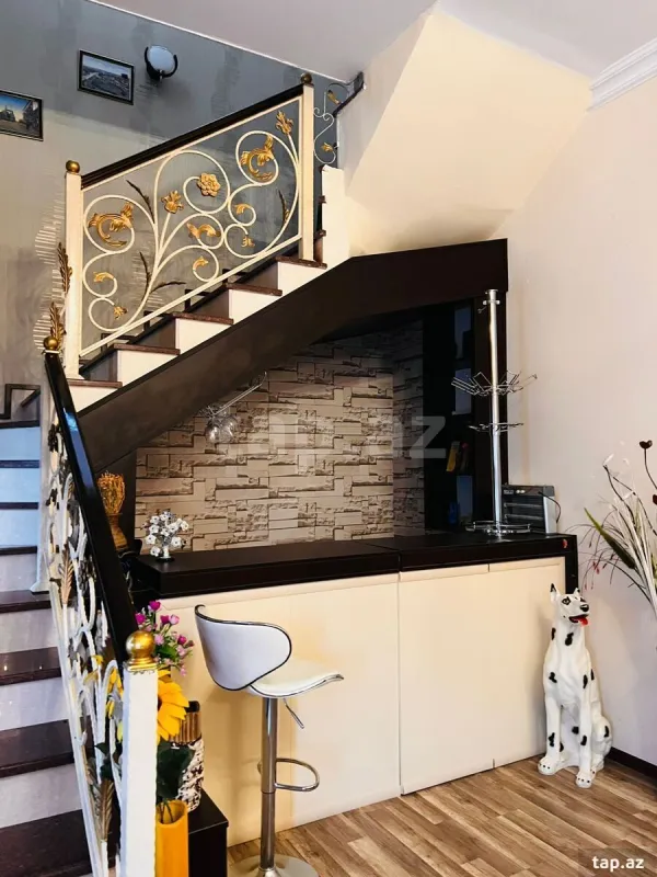 Kirayə verilir 7 otaqlı həyət evi