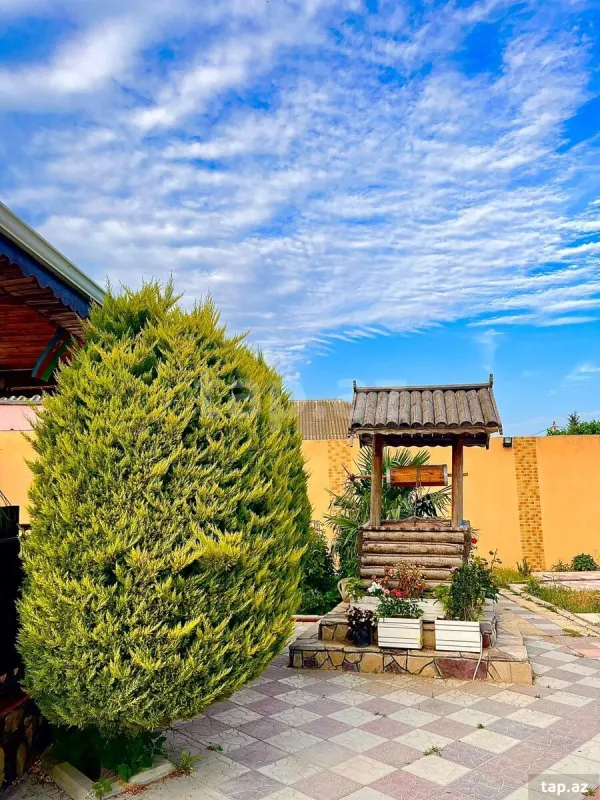 Kirayə verilir 7 otaqlı həyət evi