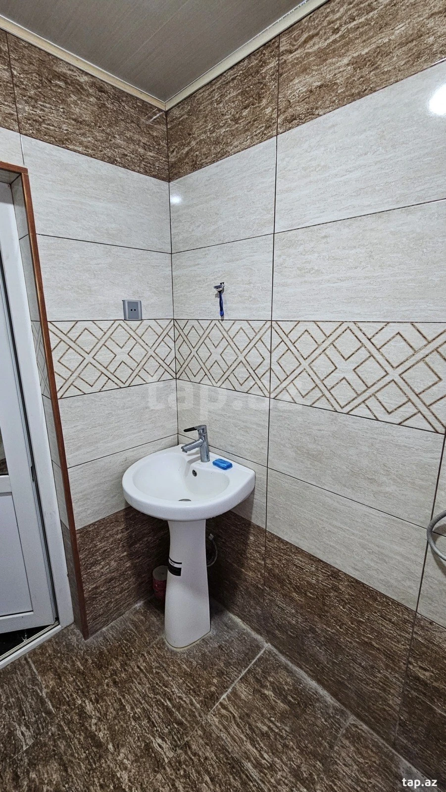 Satılır 3 otaqlı həyət evi