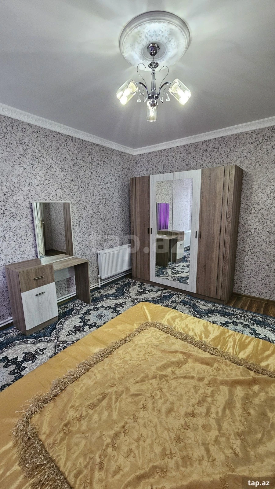 Satılır 3 otaqlı həyət evi