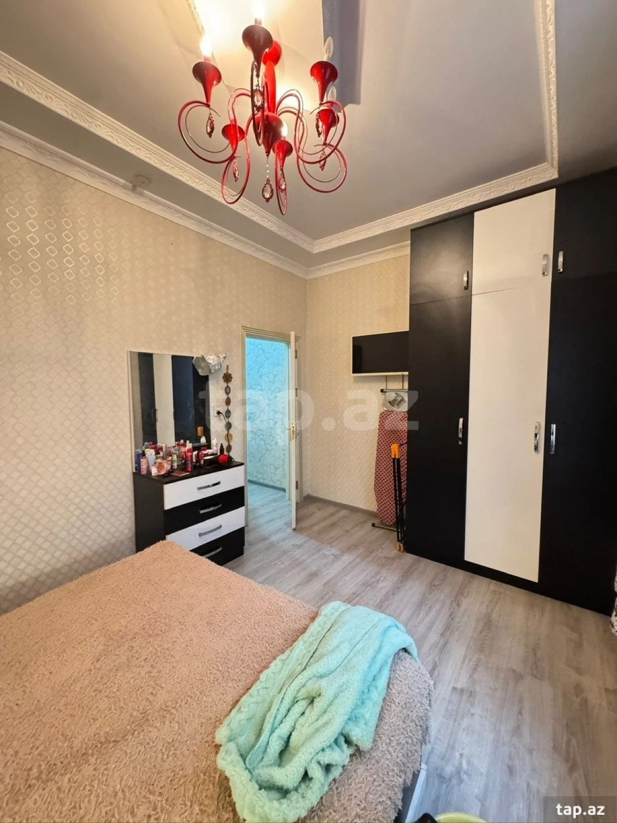 Satılır 3 otaqlı həyət evi