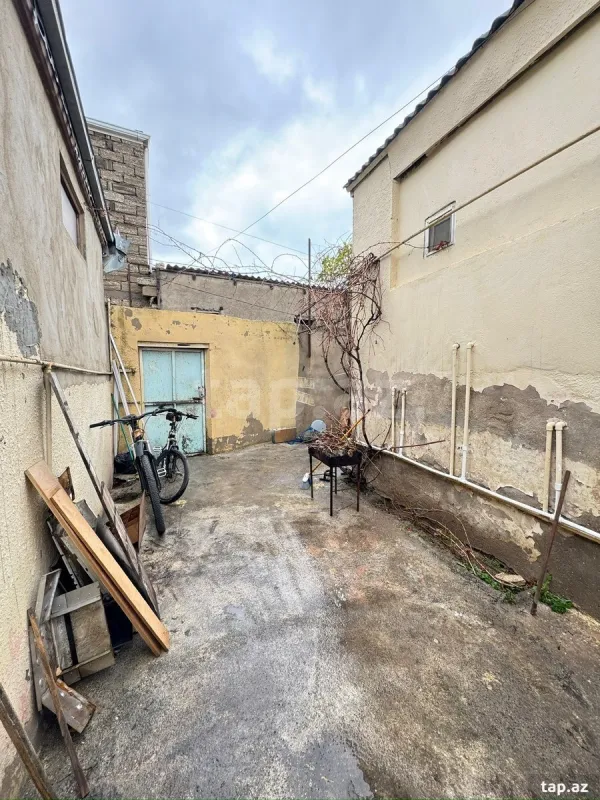 Satılır 3 otaqlı həyət evi