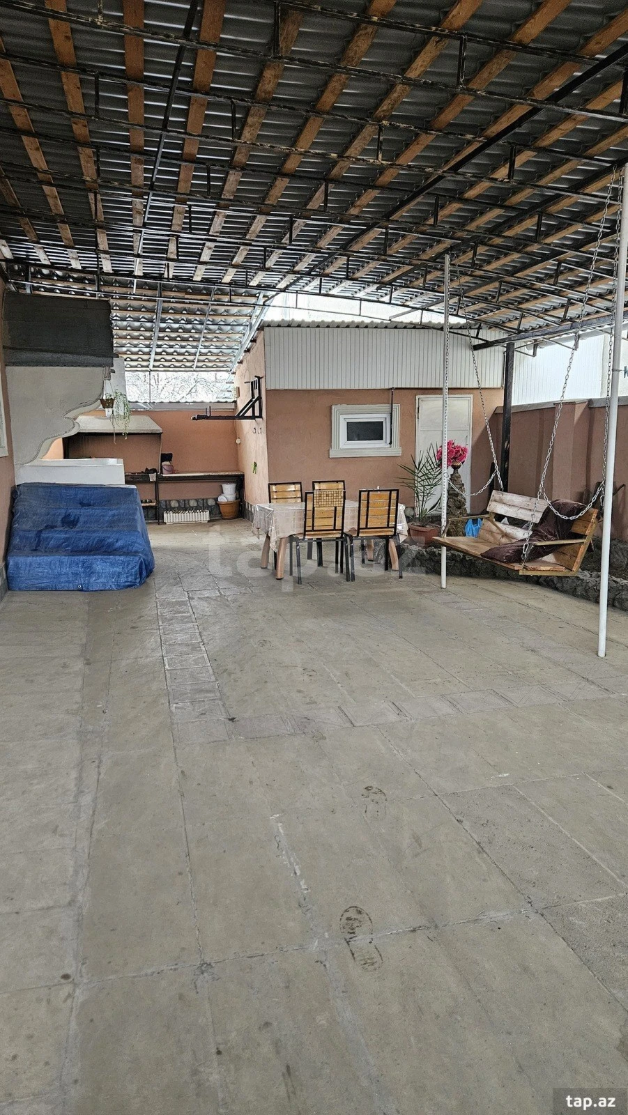 Satılır 5 otaqlı həyət evi