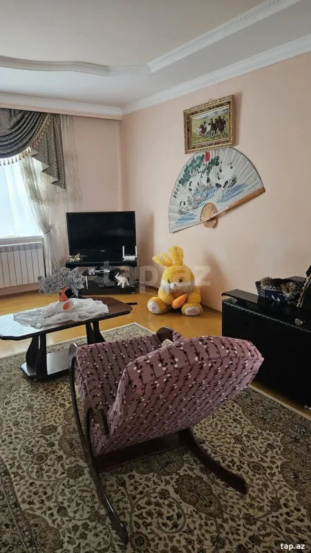 Satılır 5 otaqlı həyət evi