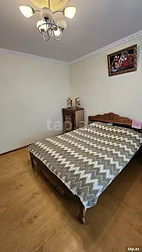 Satılır 5 otaqlı həyət evi