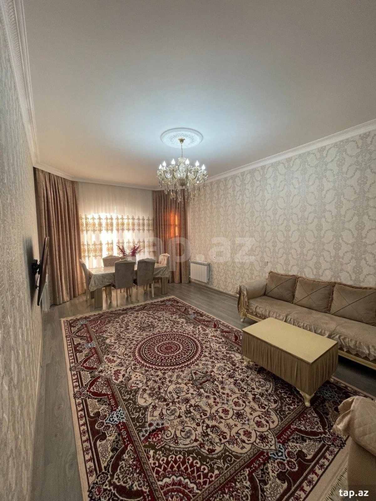 Satılır 7 otaqlı həyət evi