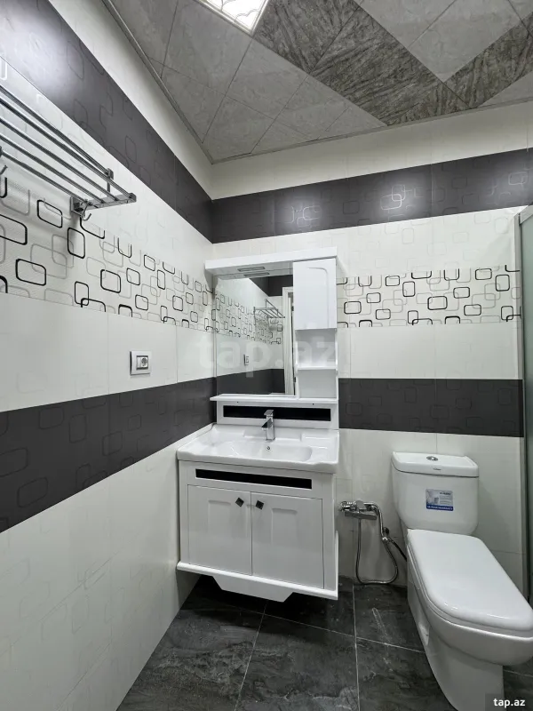 Satılır 4 otaqlı yeni tikili 154 m²