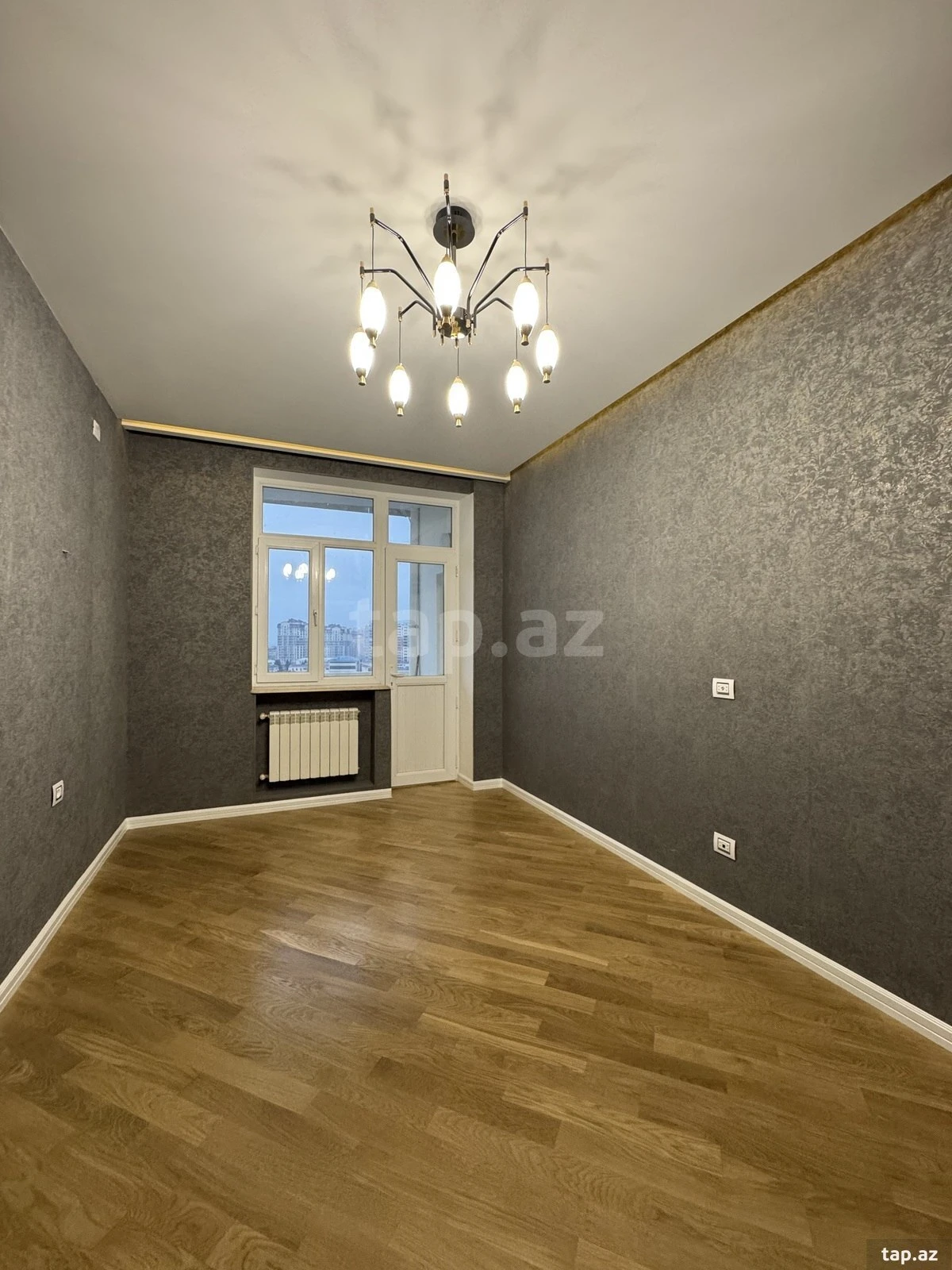 Satılır 4 otaqlı yeni tikili 154 m²
