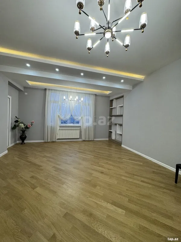 Satılır 4 otaqlı yeni tikili 154 m²