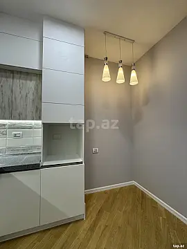 Satılır 4 otaqlı yeni tikili 154 m²