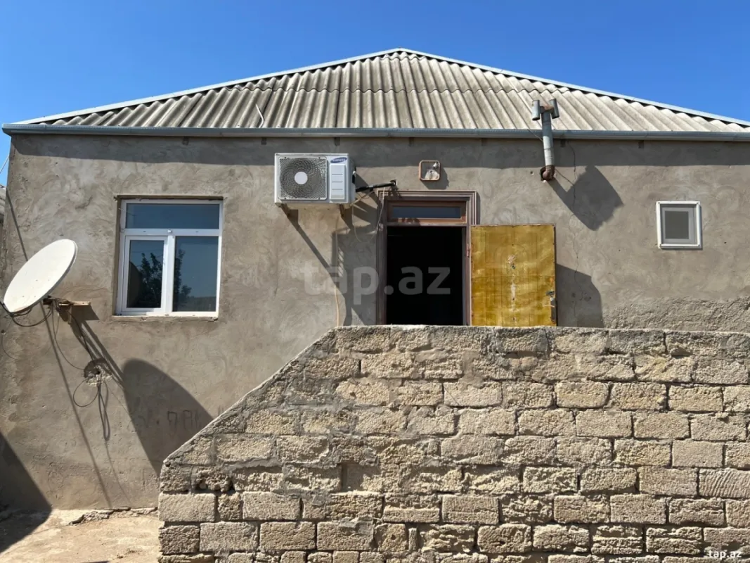 Satılır 3 otaqlı həyət evi