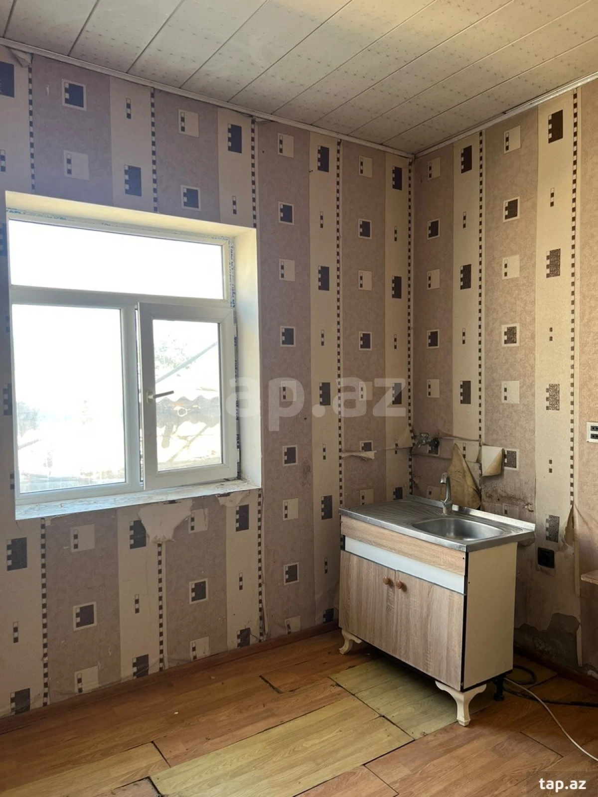 Satılır 3 otaqlı həyət evi