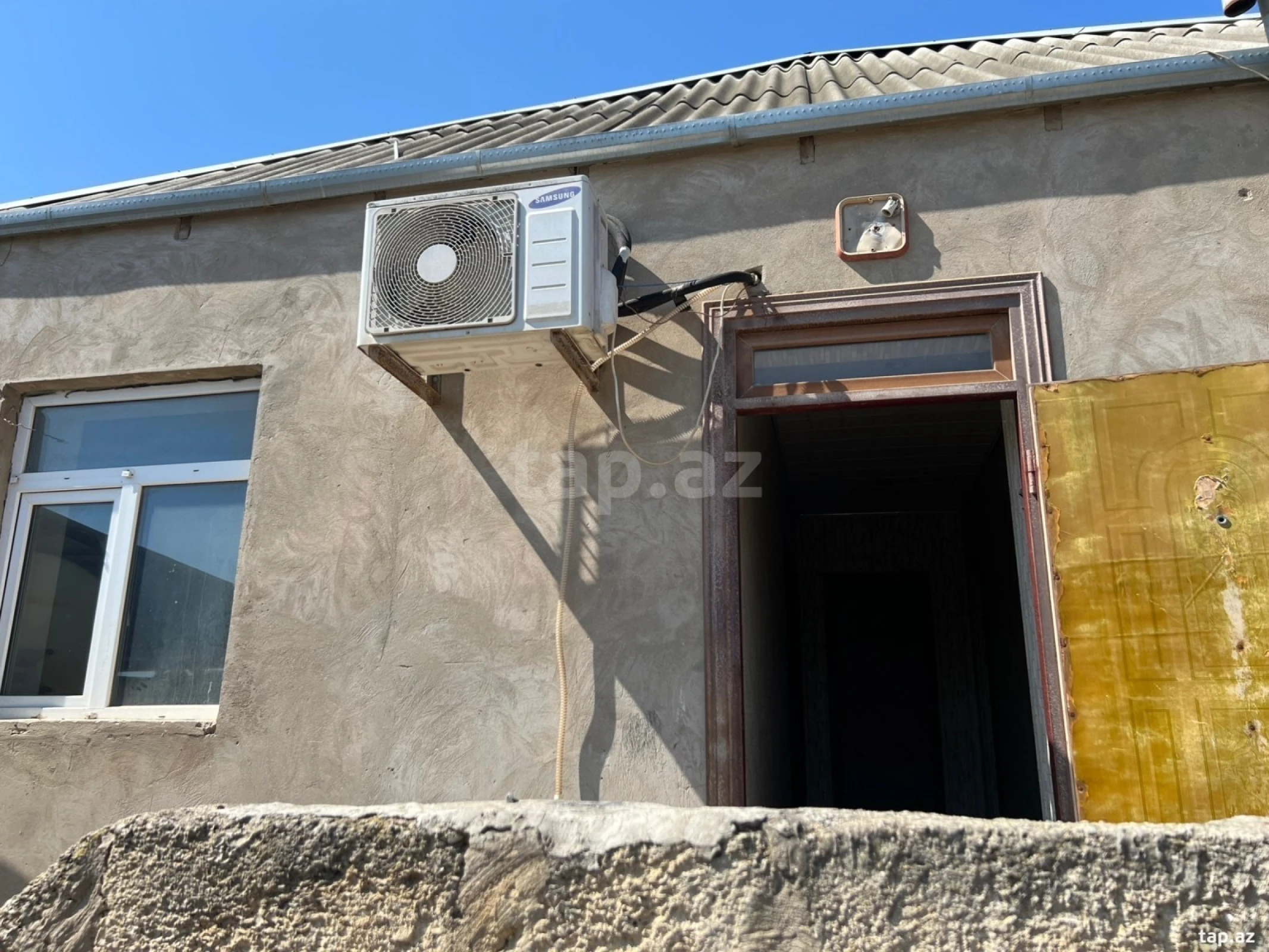 Satılır 3 otaqlı həyət evi