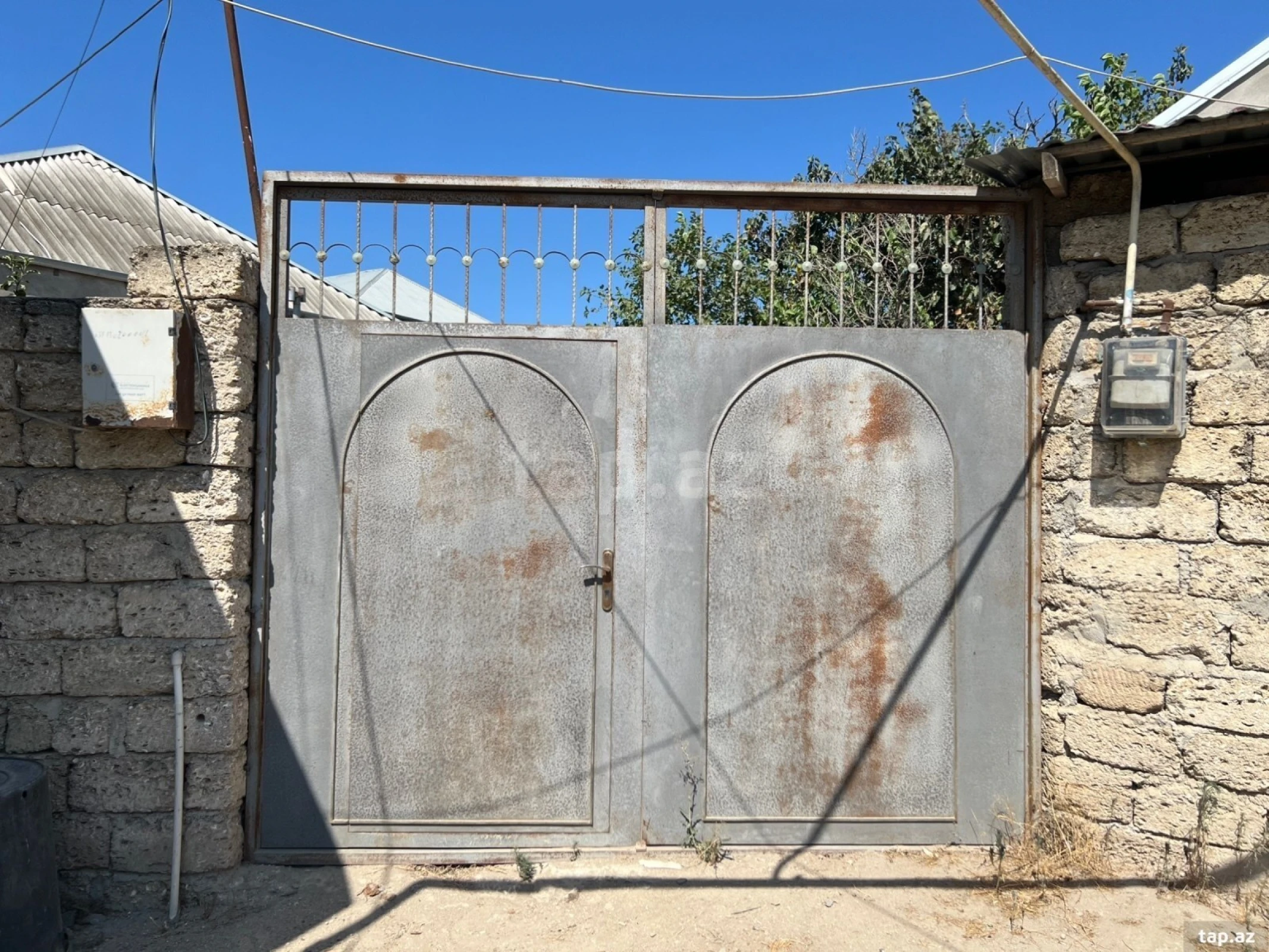 Satılır 3 otaqlı həyət evi