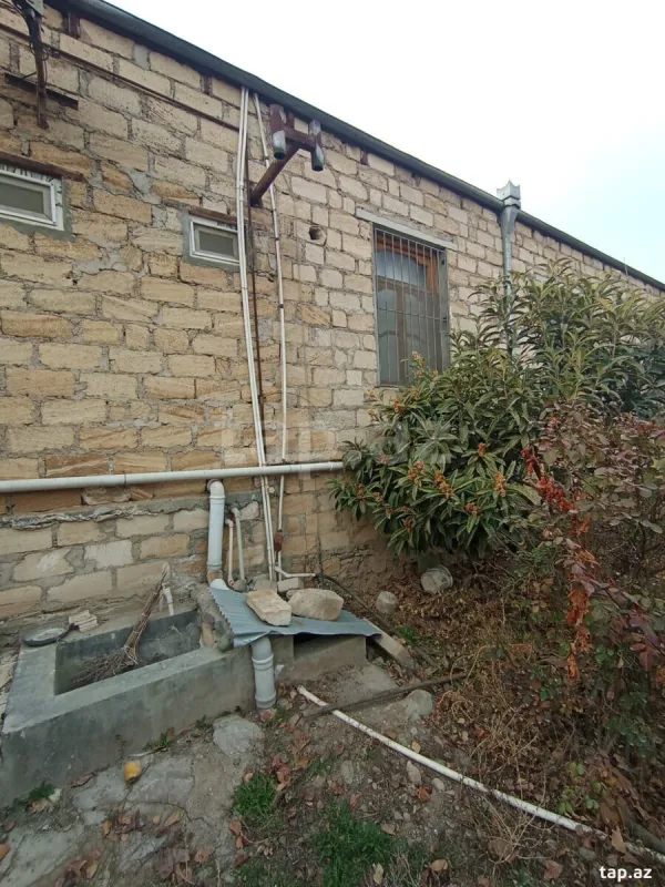 Satılır 4 otaqlı həyət evi