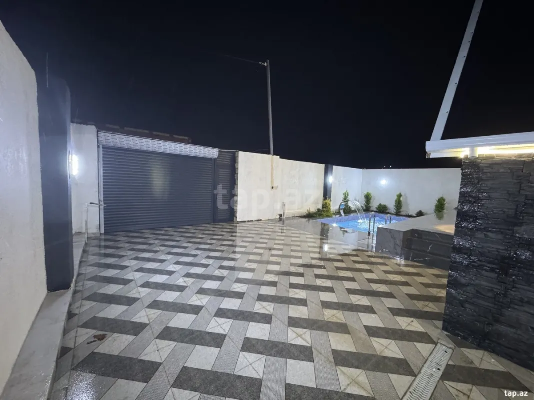 Satılır 5 otaqlı həyət evi