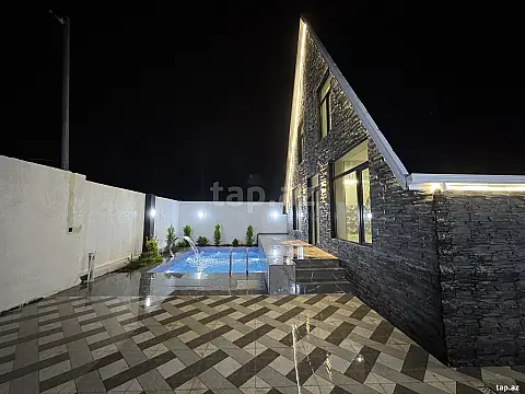 Satılır 5 otaqlı həyət evi