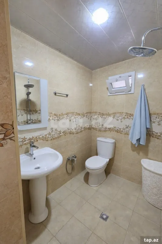 Satılır 5 otaqlı həyət evi 112 m²