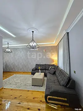 Satılır 7 otaqlı həyət evi 240 m²