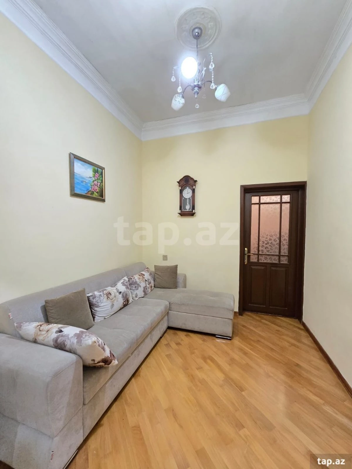Satılır 7 otaqlı həyət evi 240 m²