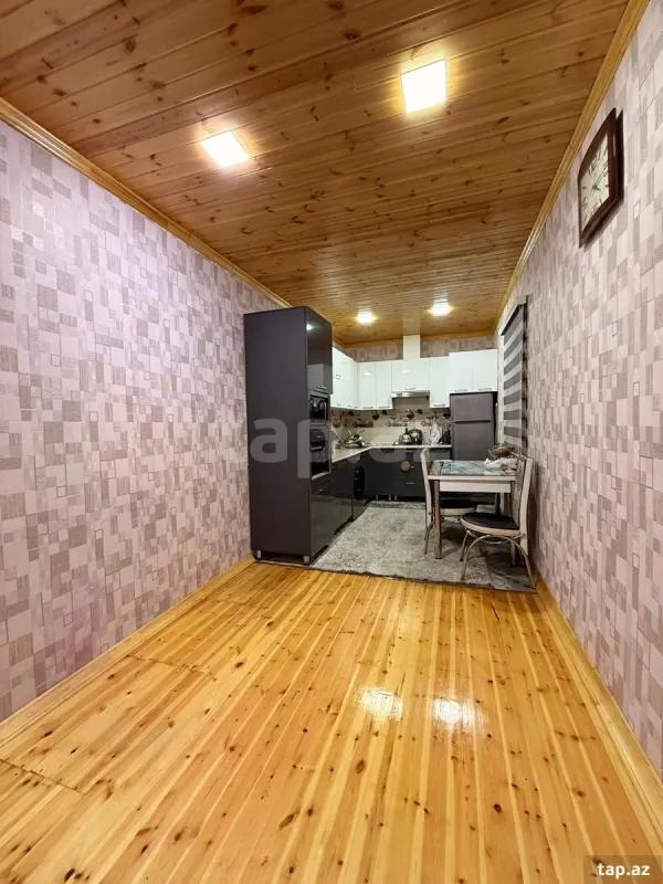 Satılır 4 otaqlı həyət evi