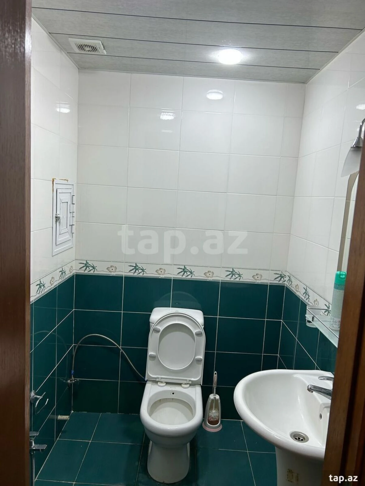 Kirayə verilir 3 otaqlı yeni tikili 140 m²