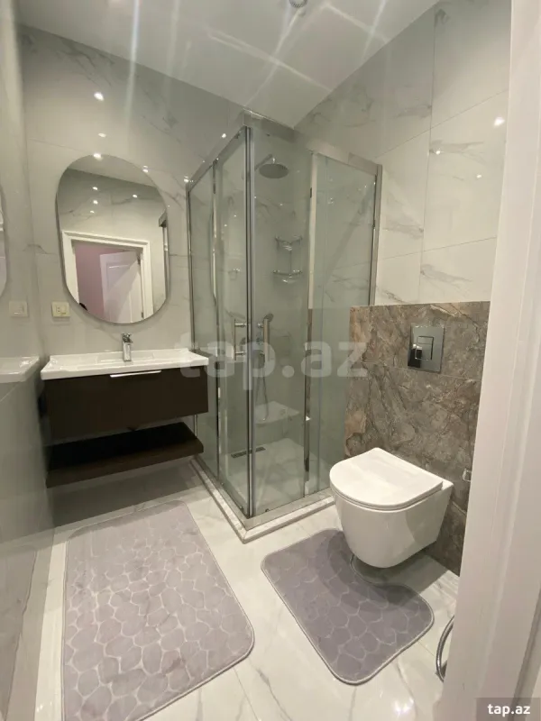 Kirayə verilir 3 otaqlı yeni tikili 180 m²