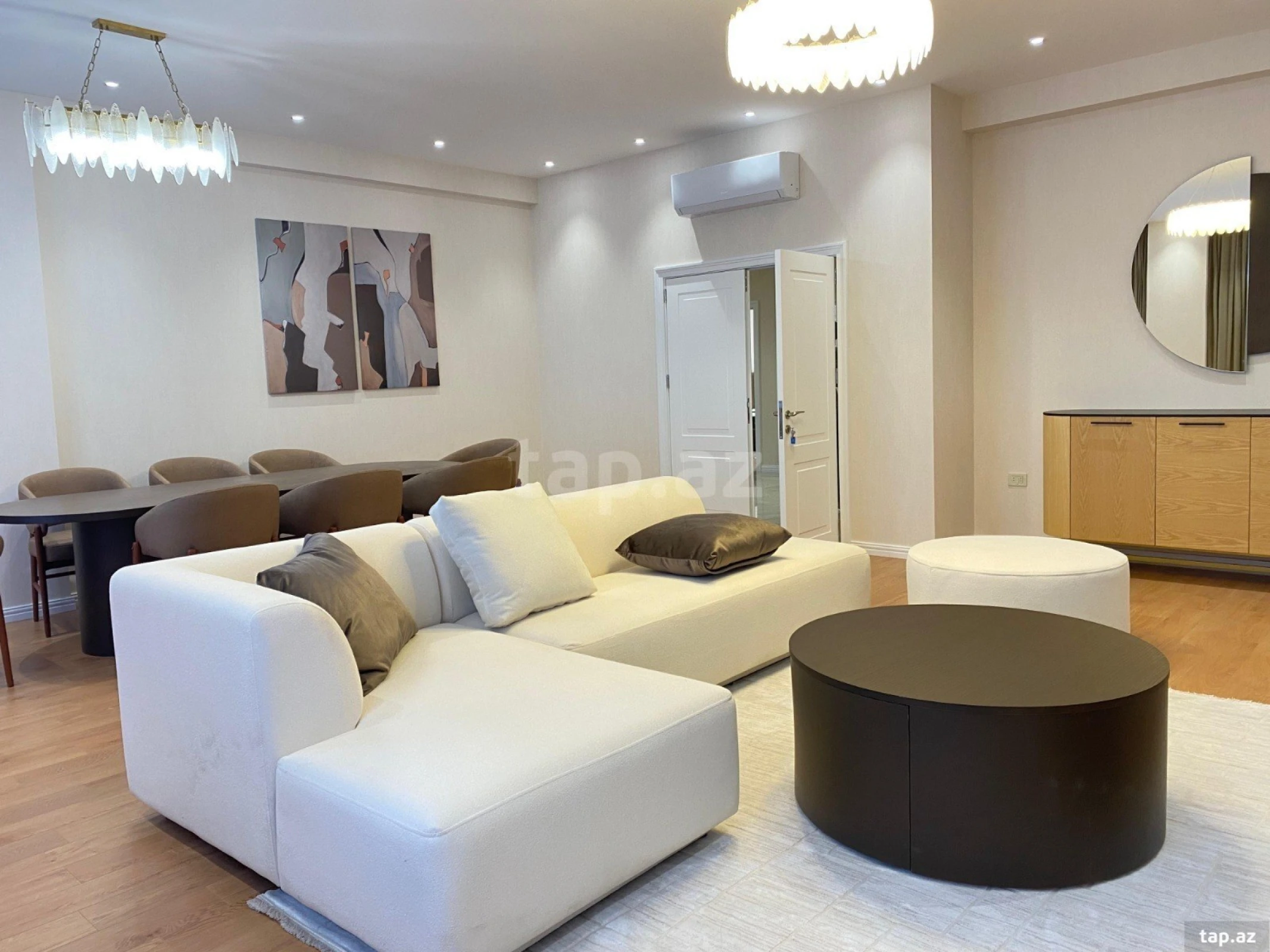 Kirayə verilir 3 otaqlı yeni tikili 180 m²