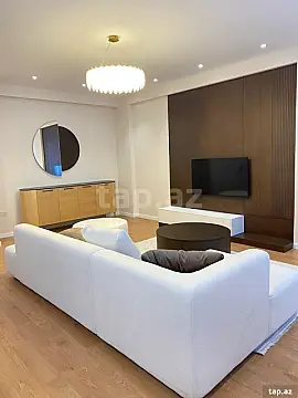 Kirayə verilir 3 otaqlı yeni tikili 180 m²