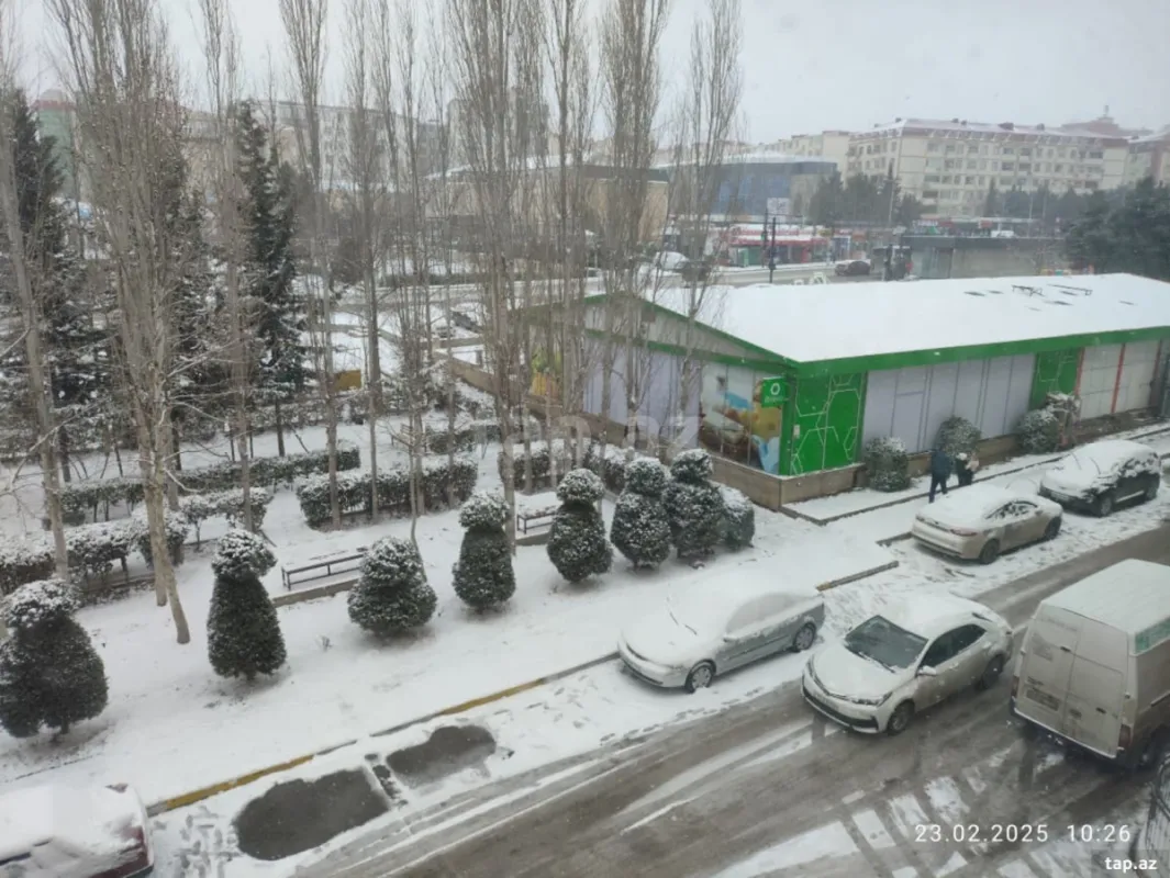 Satılır 3 otaqlı yeni tikili 76.2 m²