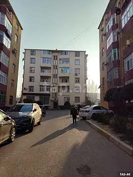 Satılır 3 otaqlı yeni tikili 76.2 m²