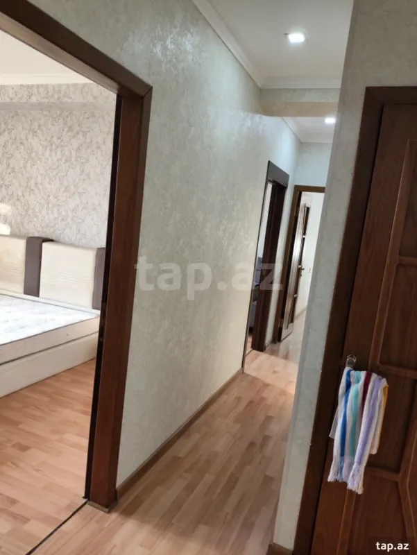 Satılır 3 otaqlı yeni tikili 76.2 m²