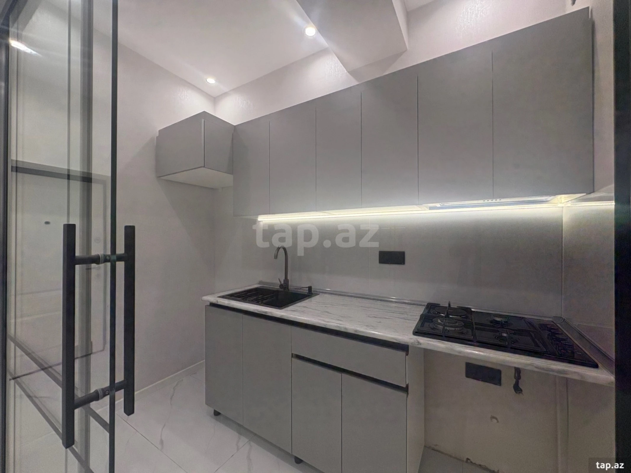 Satılır 2 otaqlı yeni tikili 52 m²