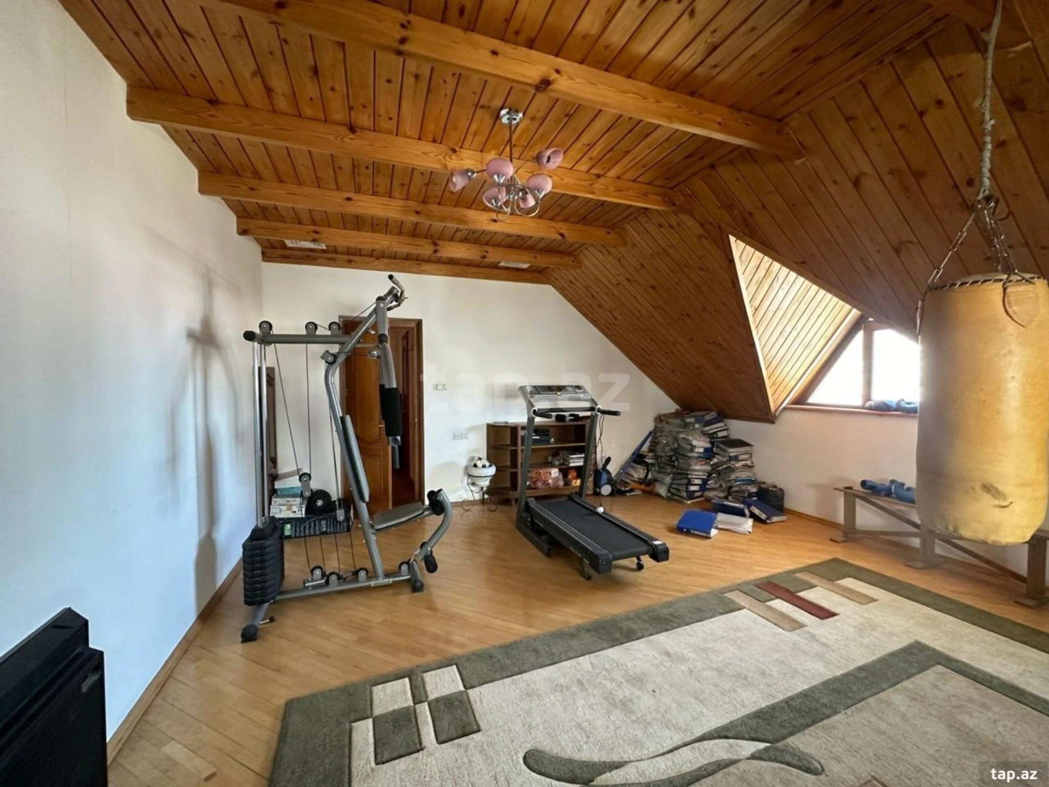 Satılır 3 otaqlı yeni tikili 160 m²