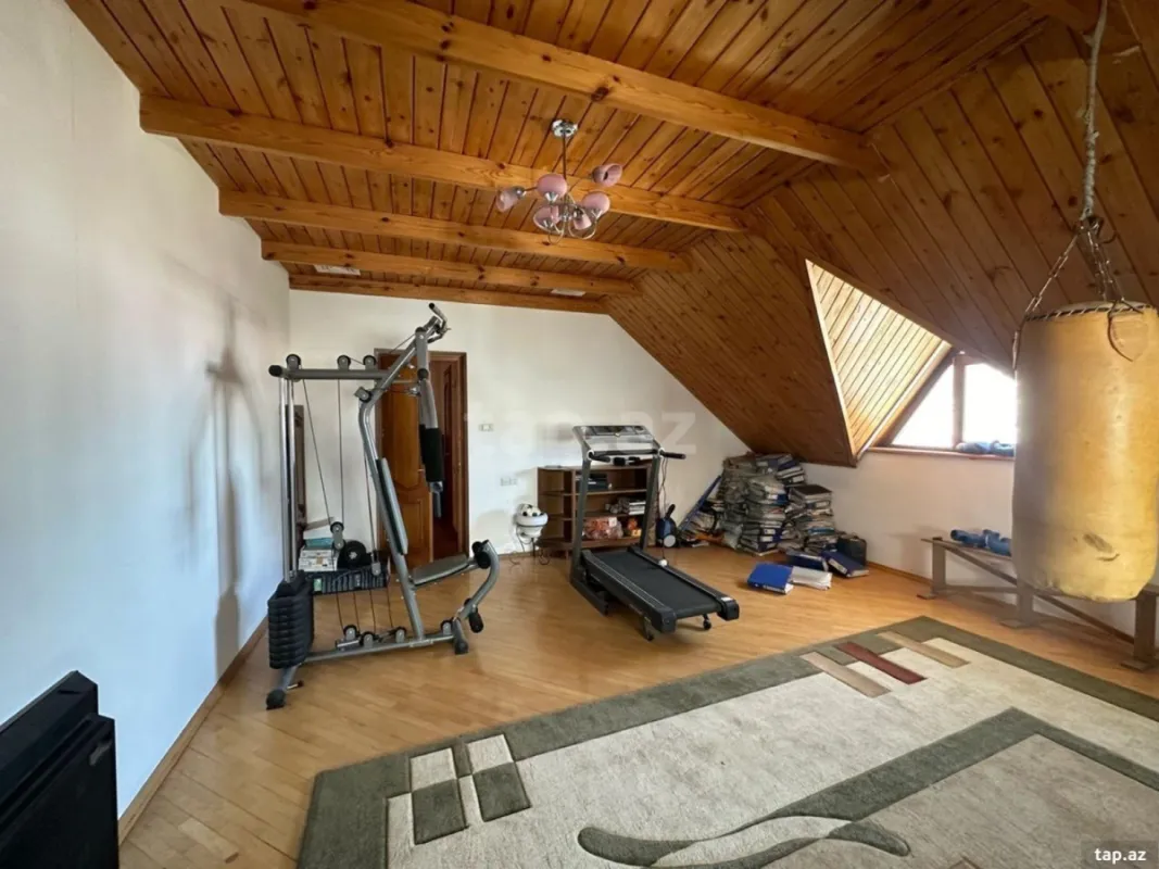 Satılır 3 otaqlı yeni tikili 160 m²