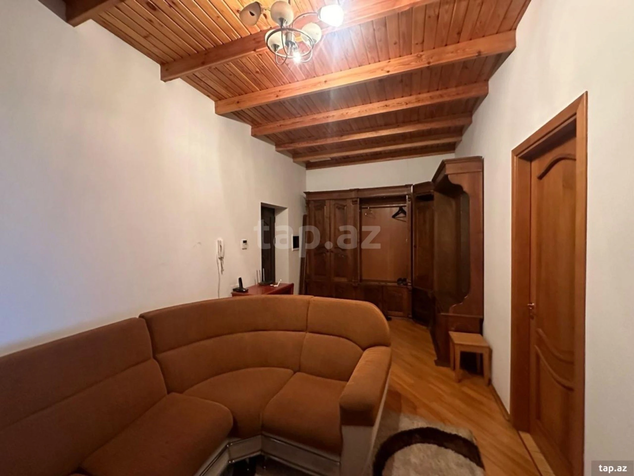 Satılır 3 otaqlı yeni tikili 160 m²