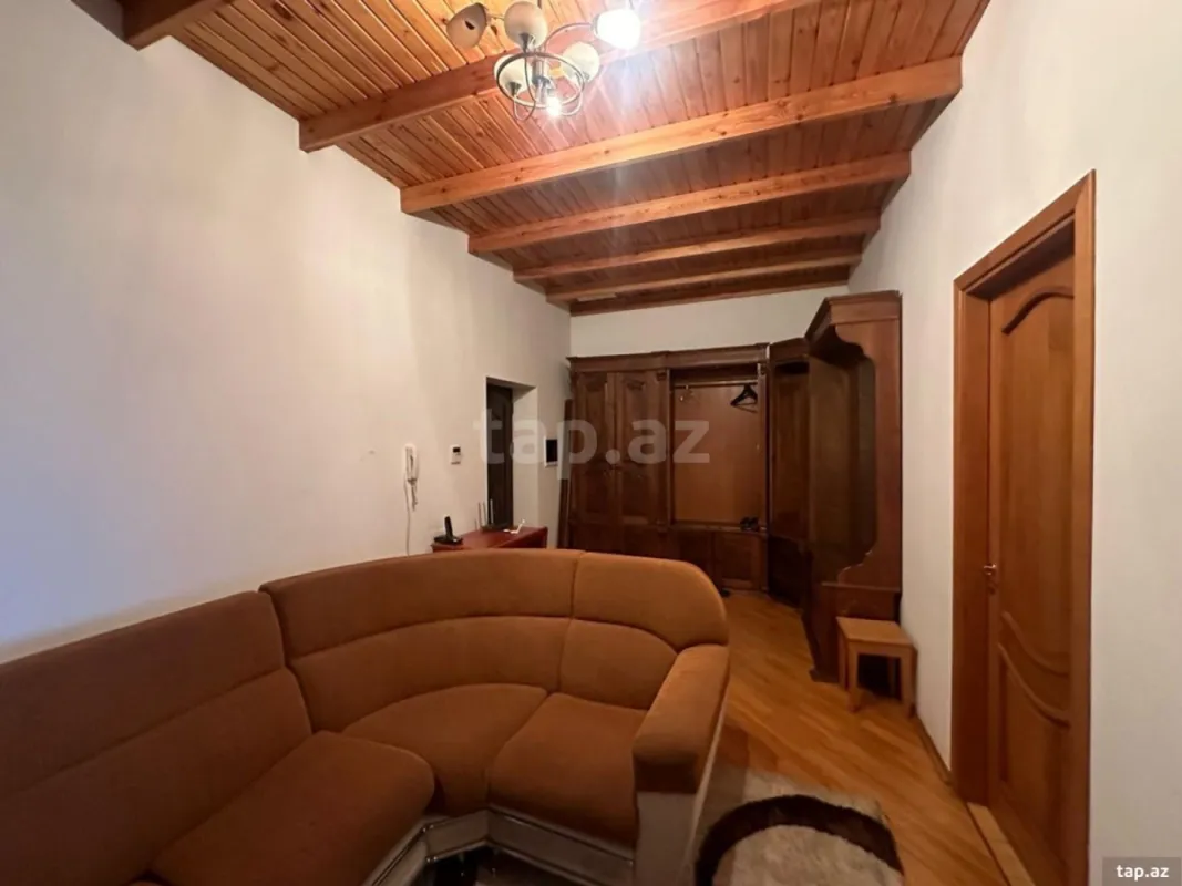 Satılır 3 otaqlı yeni tikili 160 m²