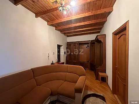 Satılır 3 otaqlı yeni tikili 160 m²