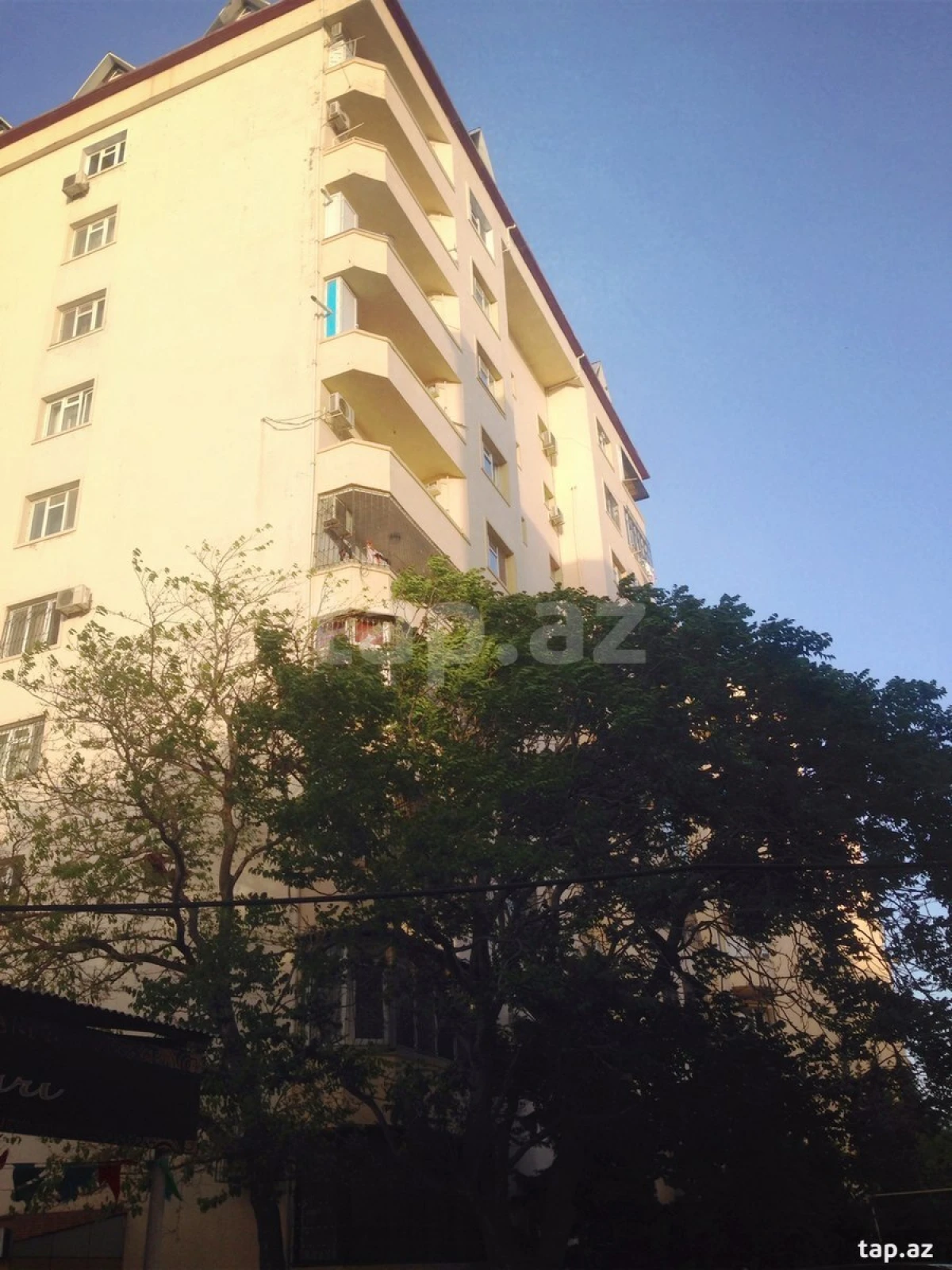 Satılır 3 otaqlı yeni tikili 160 m²