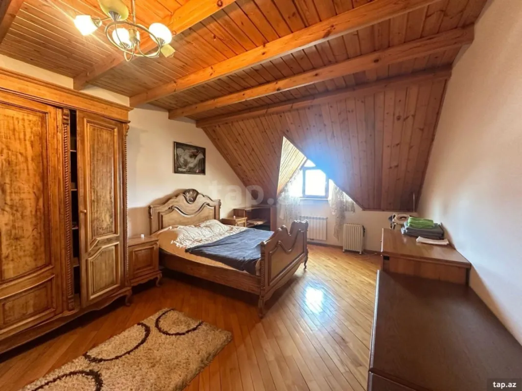 Satılır 3 otaqlı yeni tikili 160 m²