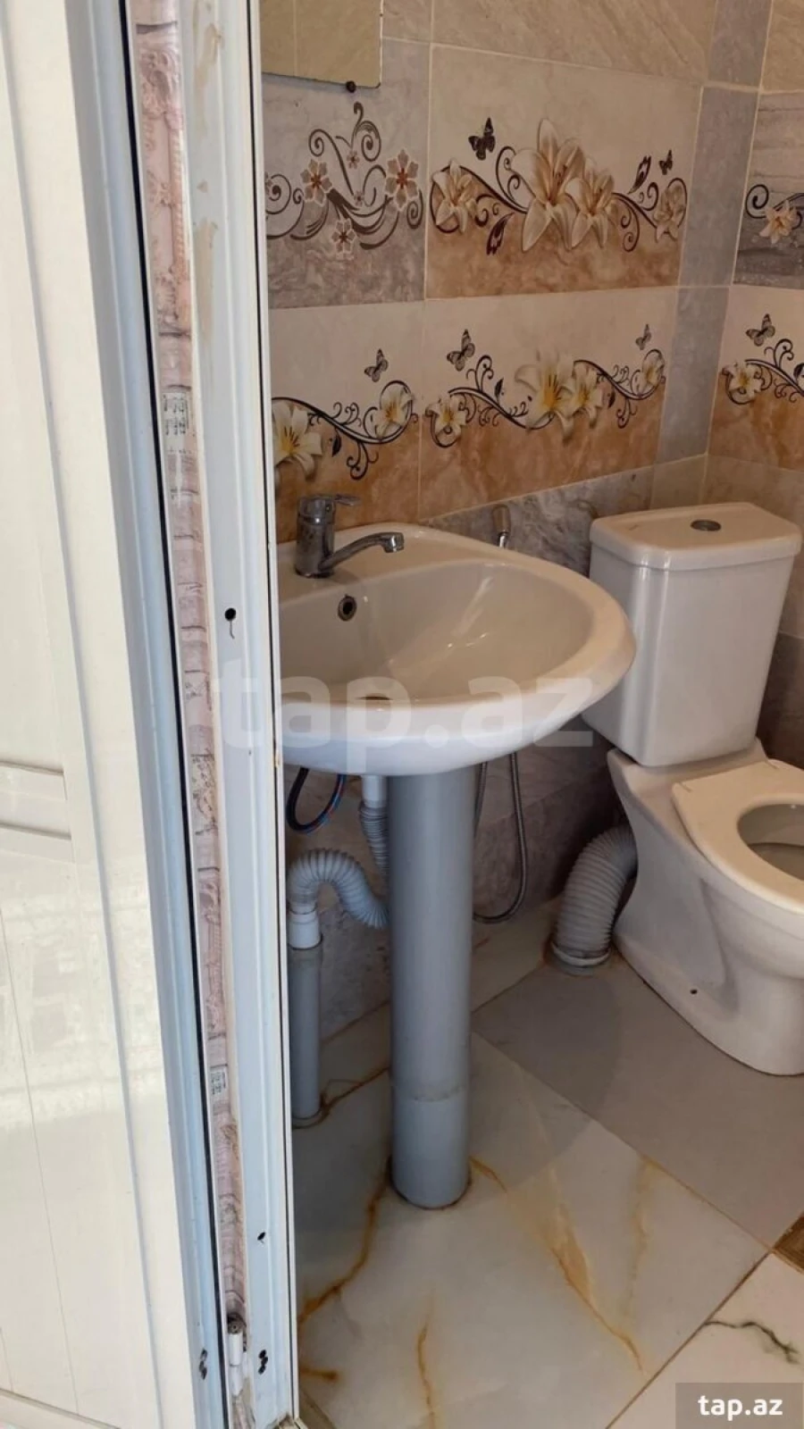 Kirayə verilir 2 otaqlı həyət evi