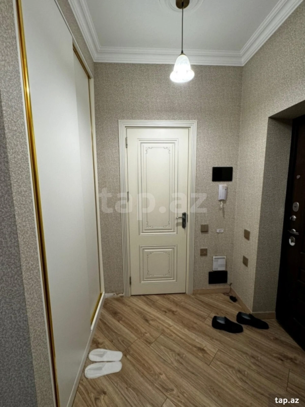Satılır 2 otaqlı yeni tikili 55 m²