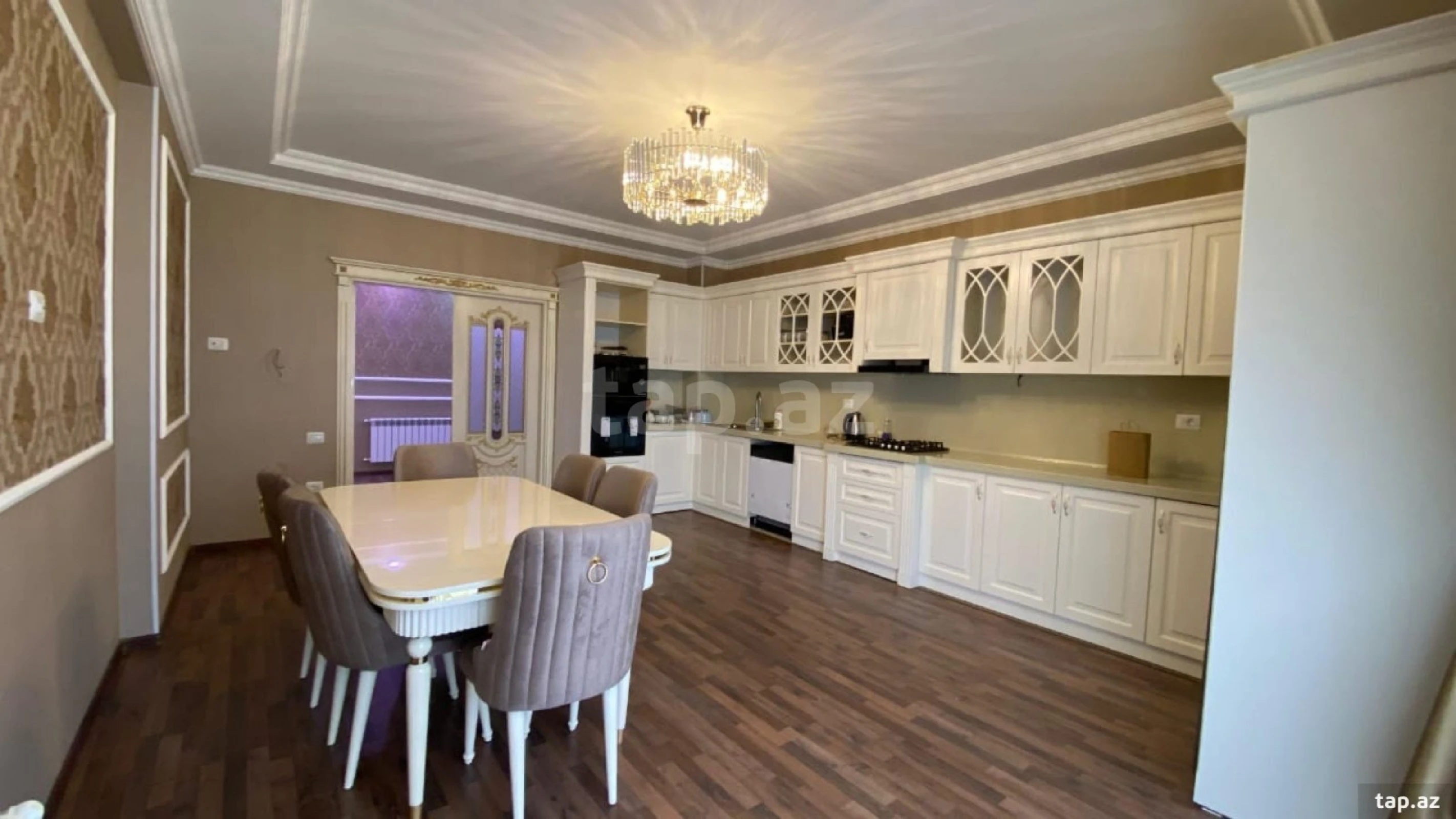 Satılır 5 otaqlı yeni tikili 285 m²