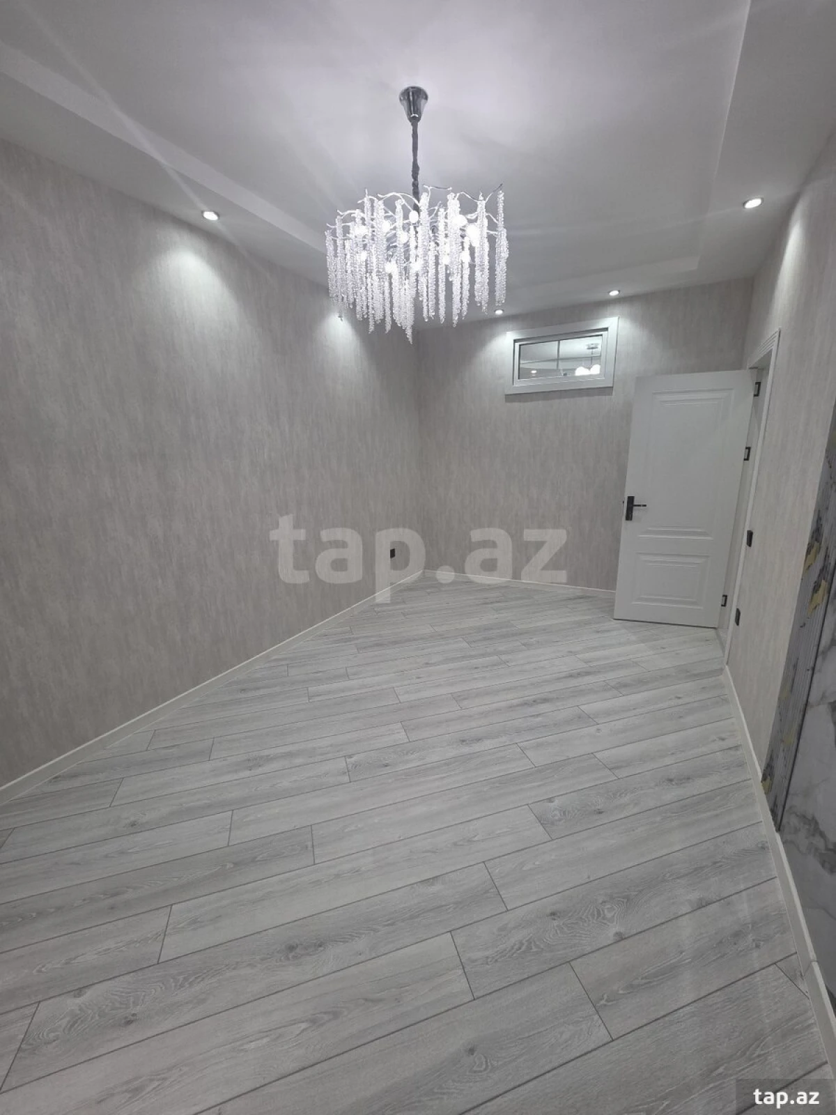 Satılır 4 otaqlı yeni tikili 103 m²